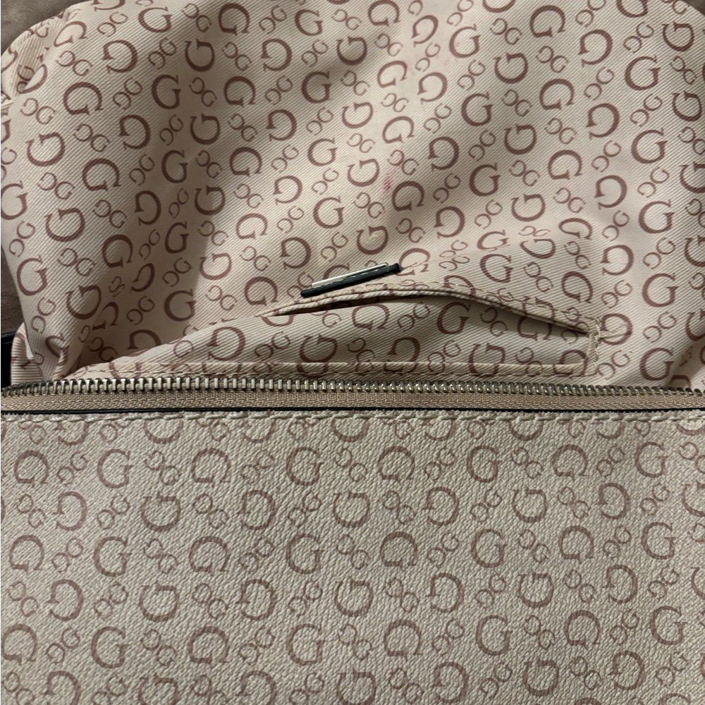GUESS Logo Patterned Cream Crossbody Bag - Picture 11 of 14